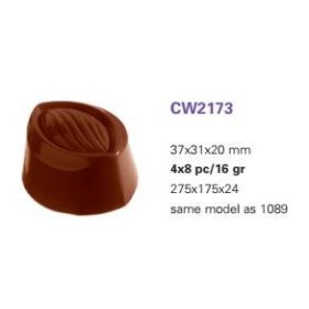 2173 Bonbon forma 37x31mm 16gr.